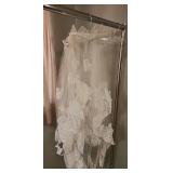 Vintage wedding vail - need some repair, mesh is broken off the crown