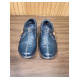 Womens Size 6 shoes - Blue Clark