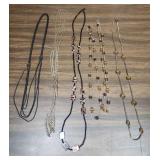 5 Vintage beaded costume jewelry necklaces - all good condition