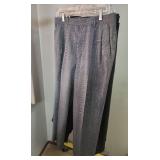 7 pairs mens dress pants,  6 pr 32x30 and 1 pr 32x32