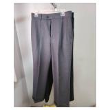 7 pairs mens dress pants,  6 pr 32x30 and 1 pr 32x32