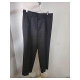 7 pairs mens dress pants,  6 pr 32x30 and 1 pr 32x32