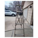 6 Foot Wooden Step Ladder