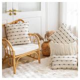 YEENAASY Boho Throw Pillow Covers 18x18 Set of 2 Modern Farmhouse Decorative Cushion Case Tufted Square Pillows Cover Neutral Pillow Cases Accent Pillowcase for Sofa,Couch,Bed,Beige and Black