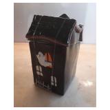 Way to Celebrate Halloween Ceramic Haunted House Treat Jar, Food Storage