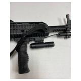 Hi-Point laser light model 4095 .40 SE semi-auto rifle with flashlight and laser and 3 magazines