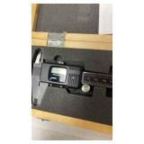 Lyman electronic digital calipers