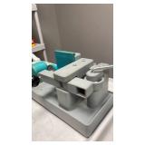 Midway shooters vise