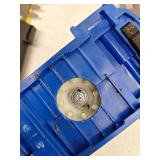 Kobalt 24-volt 8-in Battery Hedge Trimmer 2 Ah Battery and Charger Included