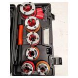 Ratchet Pipe Threader Kit, 1/4 in. NPT-1-1/4 in. NPT Manual Ratcheting Pipe Threader, Portable Pipe Threading Tool Set