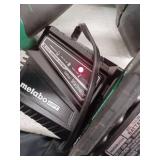 Metabo HPT Cordless 18V MultiVolt Framing Nailer Kit, 21 Degree Magazine, Round Head Nails from 2-Inch up to 3-1/2-Inch, 1-18V 4.0Ah Li-Ion Battery w/Fuel Gauge, NR1890DRST