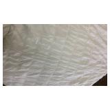 White polyester Comforter Set-Queen  - Retail: $85