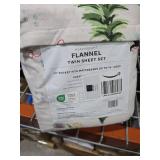 Great Bay Home 4-Piece 100% Turkish Cotton Flannel Sheet Set  Full  Winter Cats