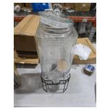 2 Gallon Glass Drink Dispenser, Drink Dispensers for Parties, Beverage Dispenser with Stand and Glass Lid, 100% Leakproof Spigot, Ideal for Lemonade, Juice, Iced Tea, Laundry Detergent Dispenser
