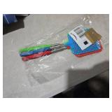 3-Pack Telescopic Fly Swatter Set Durable and Lightweight Extendable Fly Swatter for Indoors and Outdoors, 3.1 x 3.9 Flexible Head, Non-Slip Ergonomic Rubber Handle, Compact Design for Easy Storage