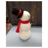 Decorative Snowman Couple Holiday Figurines