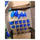 LOT OF RANDOM CHRISTMAS LIGHT BULBS