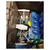 LOT OF RANDOM CHRISTMAS LIGHT BULBS