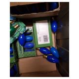 LOT OF RANDOM CHRISTMAS LIGHT BULBS