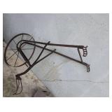 Iron Wheel Garden Cultivator Tool