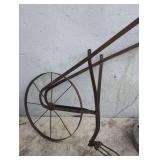 Iron Wheel Garden Cultivator Tool