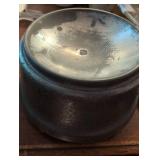 1940s Music Box/Powder holder with 2 neck holding makeup mirrors