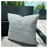 4 New CB Indoor/Outdoor 16”x16” Decorative Pillows, Green/ Mint