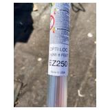 Unger EZ250 Telescopic Pole - 4-8