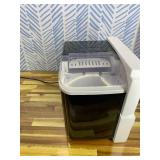 Retails for $103! DUMOS Countertop Ice Maker with Handle, 26lbs/24H Portable Ice Machine, 9 Bullet Ice Cubes Ready in 6 Mins, Self-Cleaning, Quiet Compact Ice Maker for Home, Kitchen, RV, Camping, Bla