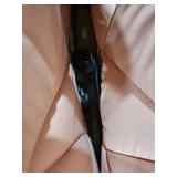 Criss Cross Chair with Wheels,Cross Legged Office Chair with 2 Layer Cushion,Comfy Wide Seat,Leather,Amless, Vanity Chairs for Home,Office,Make Up,Bed Room,Adjustable,Pink