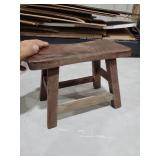 EKDJKK Sturdy Step Stool 10.6 Inch Rustic Solid Wooden Footstool for Kids & Adults Small Bench Plant Stand Fishing Stool, Perfect for High Beds, Kitchen, Bathroom, Closet, Sink