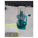 Acouto Knitting Machine DIY Hand Operated Knitting Machine Spool Knitter Sweater Bracelet Weave Sewing Tool, Mini Household Easy Knitting Tool for Adult Hand Made DIY Lovers