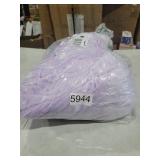 Exclusivo Mezcla Queen Size Fleece Blanket for Bed, Super Soft and Cozy Blankets All Season Use, Leaves Pattern, Plush Fuzzy Lightweight, Lilac, 90x90 Inch