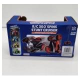 RC 360Â° Spins Stunt Cruiser Remote Control Car Green Color - Retail: $7