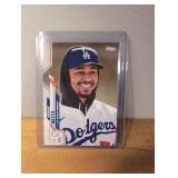 2020 Topps Mookie Betts Los Angeles Dodgers Baseball Card