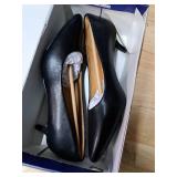 Heel The World Black Pumps, Kitten Heels for Women, Closed Toe, Size 9