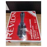 REVLON One-Step Volumizer Hair Dryer and Styler | Less Frizz, More Shine, and Less Heat Damage for Fast and Easy Salon-Style Blowouts, for All Hair Types and Lengths (Black)