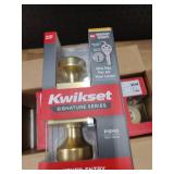 (Box of Four) Pismo Satin Brass Keyed Entry Square Door Knob featuring SmartKey Technology