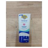 Banana Boat Mineral Sunscreen SPF 50 Lotion, 5Fl Oz | Zinc Oxide Sunscreen Lotion, Beach Essentials, SPF 50 Sunblock, 5Fl Oz