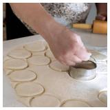 ALLTOP 5 Pieces Circle Biscuit Cutter,Professional Stainless Steel Round Cookie Cutters Tool with Ring Handle for Baking Pastry Doughnut