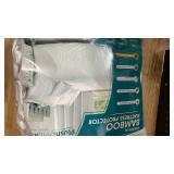 PlushDeluxe Premium Bamboo Mattress Protector  Queen Size, Waterproof, and Ultra Soft Breathable Noiseless Washable Bed Mattress Cover for Comfort and Protection - White