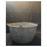 Gray Graniteware Wash Basin