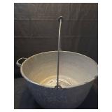 Gray Graniteware Wash Basin