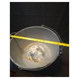 Gray Graniteware Wash Basin