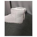Classic Mini Boots Size 8