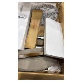 COLAMY Upholstered Counter Height Bar Stool - Retail: $0