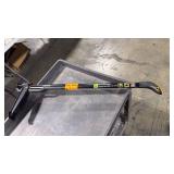 Fiskars 4-Claw Stand Up Weed Puller Tool 39.25 in. Stainless Steel  Black and Orange