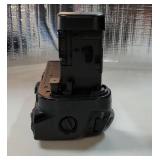 NEEWER Battery Grip Replacement for BG-R10 Compatible with Canon EOS R5 R5C R6 R6 Mark II Mirrorless Cameras, Powered by LP-E6/LP-E6N/LP-E6NH Batteries for Stable Vertical Shooting - Retail: $100