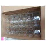 Yinkin 30 Pcs 5.5 oz Star Sand Art Bottles Plastic Clear Sand Bottles with Lids Candy Jars for DIY Craft Party Decoration(Aluminum Lid)