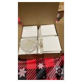 Suzile 24 Pcs Christmas Ceramic Ornament Keepsake - Thank You Gifts for Teacher, Employee, Nurse Appreciation - Coworker Retirement Gift - Heart-Shaped Hanging Souvenir Decoration